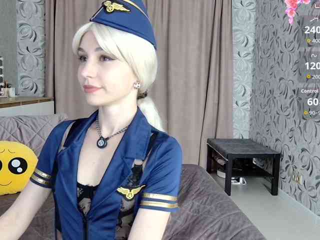 MillaLunaStiy webcam