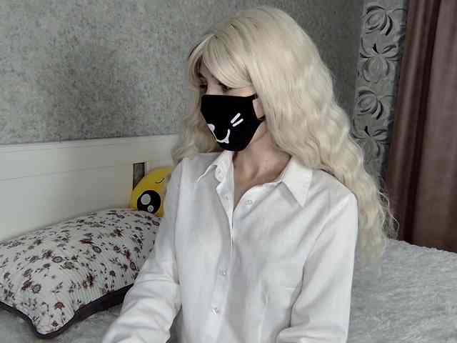 MillaLunaStiy webcam