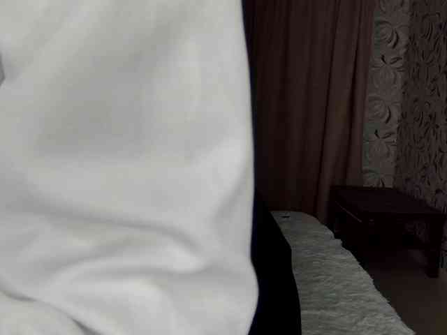 MillaLunaStiy webcam
