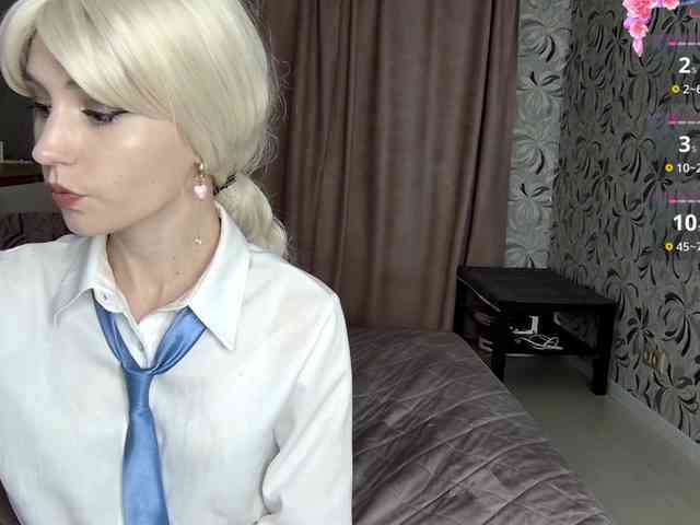 MillaLunaStiy webcam