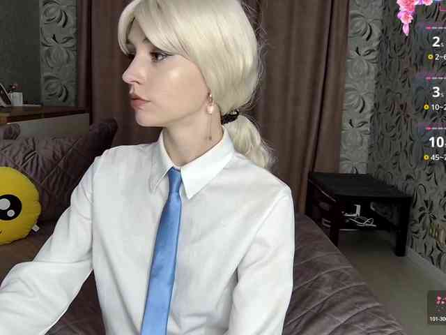 Millalunastiy's cam show statistics and live stream