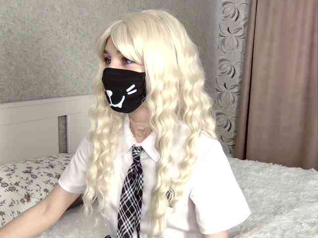 Модель: MillaLunaStiy