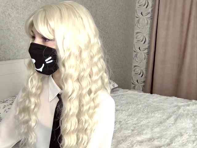 MillaLunaStiy webcam