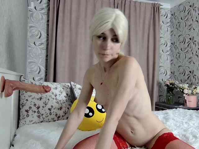 MillaLunaStiy webcam