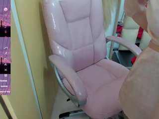 Luci-37 Porn Show