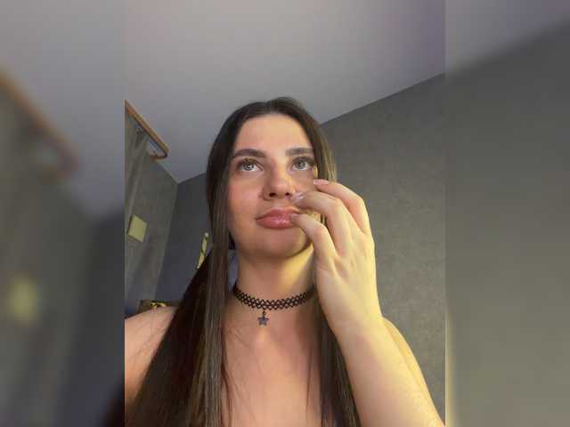 TinaTingle's BongaCams show and profile