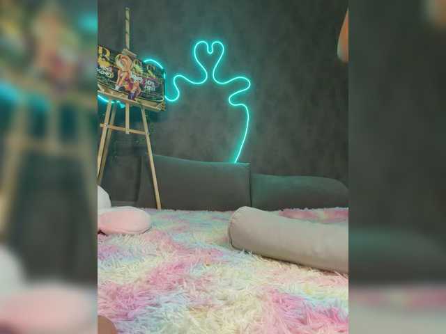 TinaTingle's BongaCams show and profile