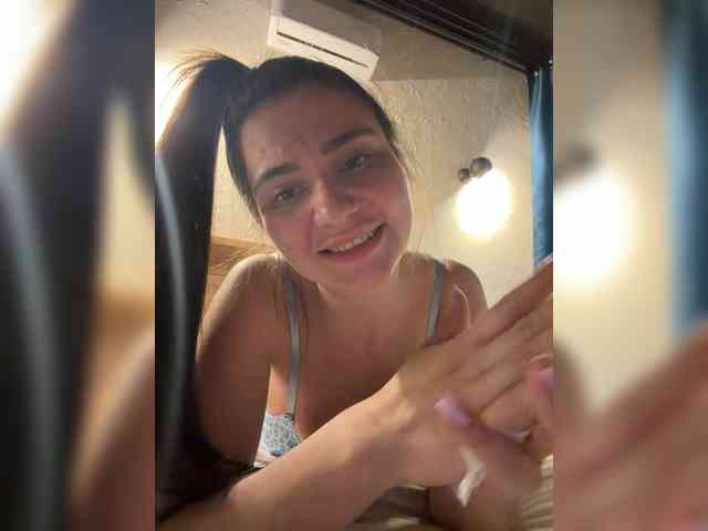 TinaTingle webcam
