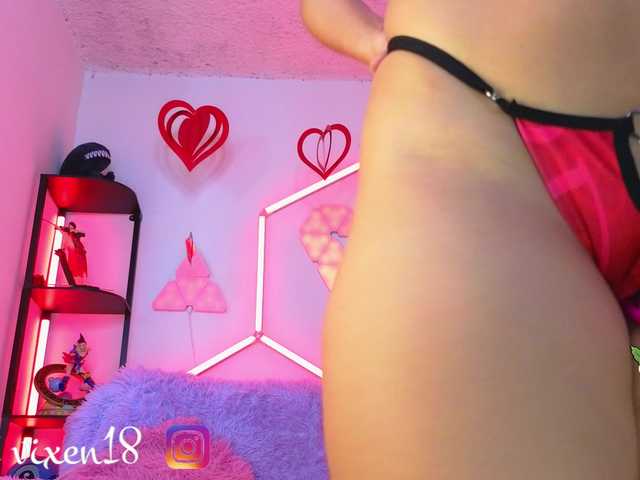 littlevixen live cam on BongaCams