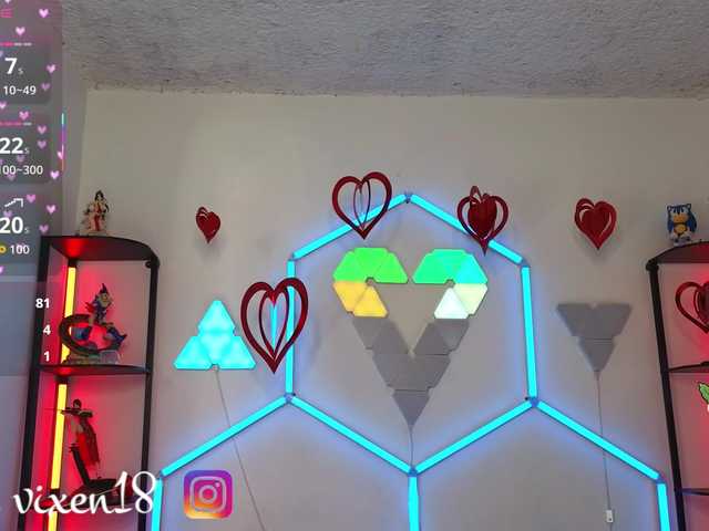 littlevixen Live Cam on BongaCams