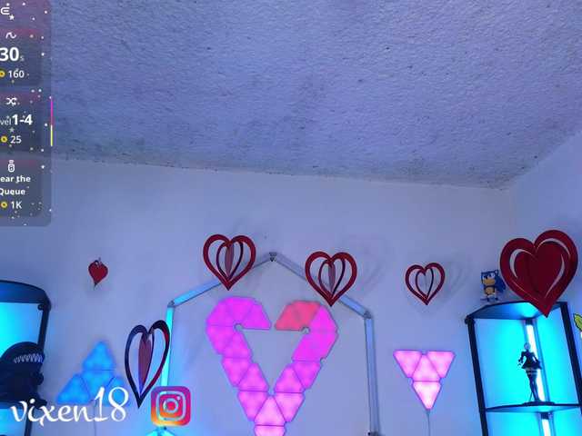 littlevixen live cam on BongaCams
