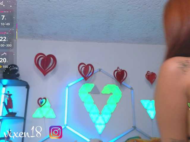 littlevixen live cam on BongaCams