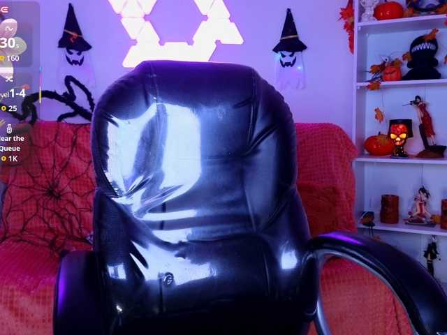 littlevixen live cam on BongaCams
