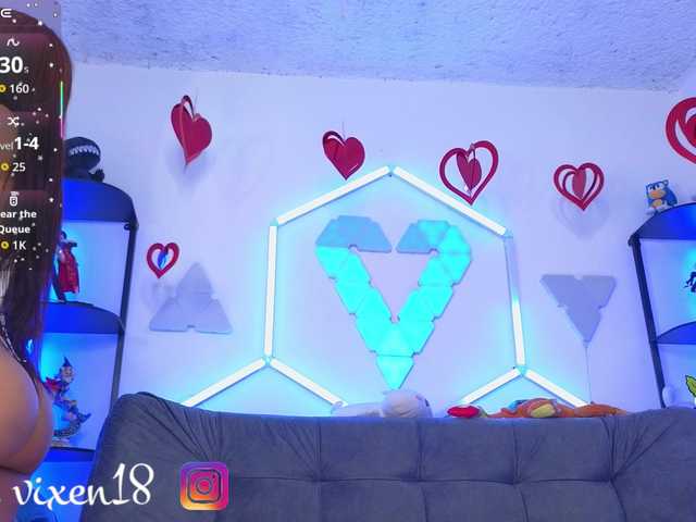 littlevixen live cam on BongaCams