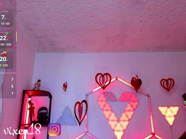littlevixen live cam on BongaCams