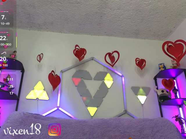 littlevixen live cam on BongaCams