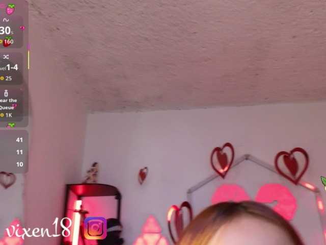 littlevixen live cam on BongaCams