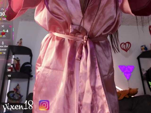 littlevixen live cam on BongaCams