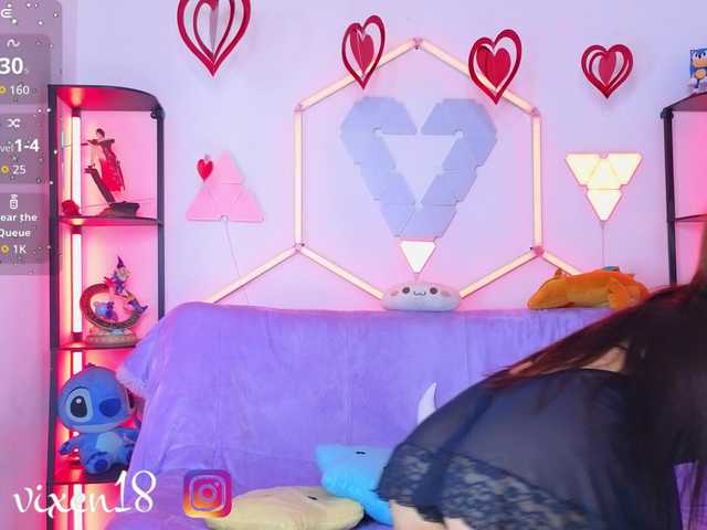 littlevixen live cam on BongaCams