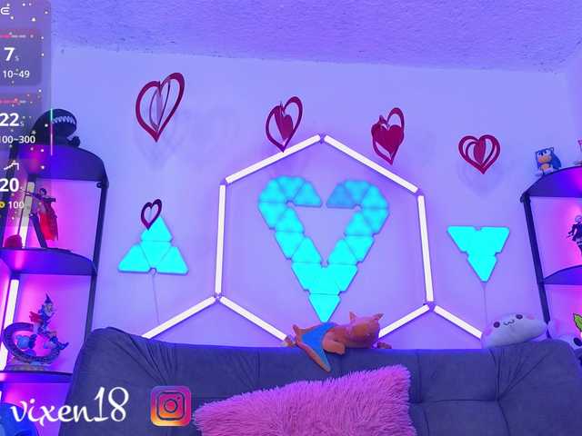 littlevixen live cam on BongaCams
