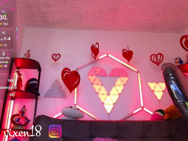 littlevixen live cam on BongaCams