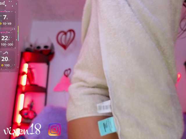 littlevixen live cam on BongaCams