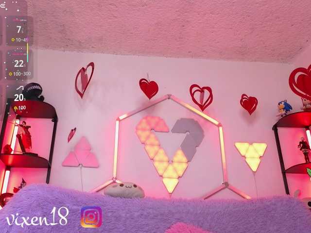 littlevixen live cam on BongaCams