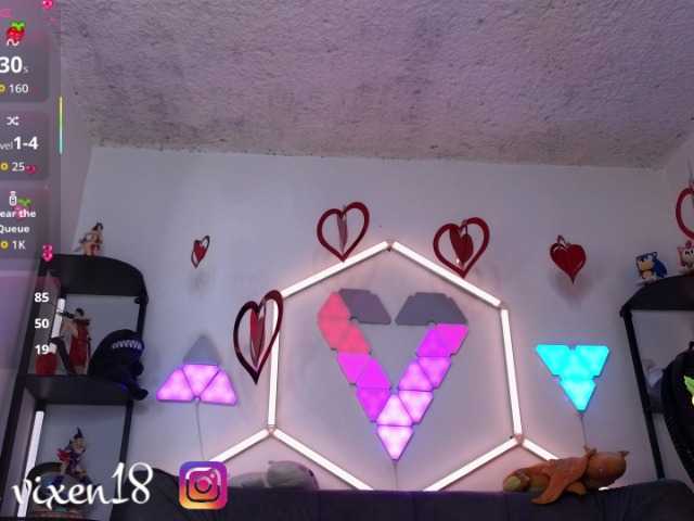 littlevixen live cam on BongaCams