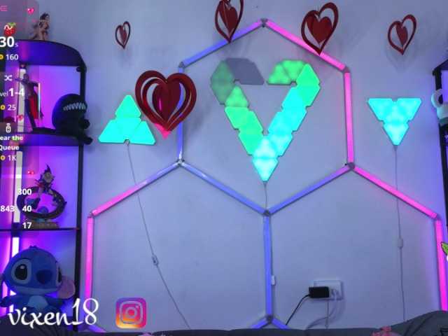 littlevixen live cam on BongaCams