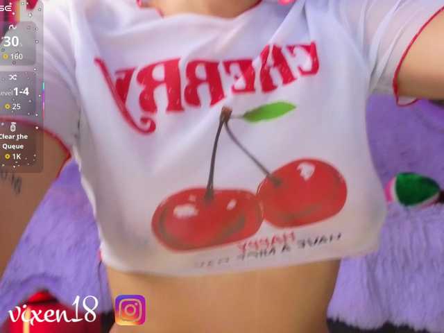 littlevixen live cam on BongaCams
