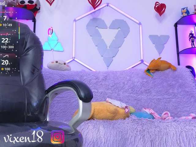 littlevixen live cam on BongaCams