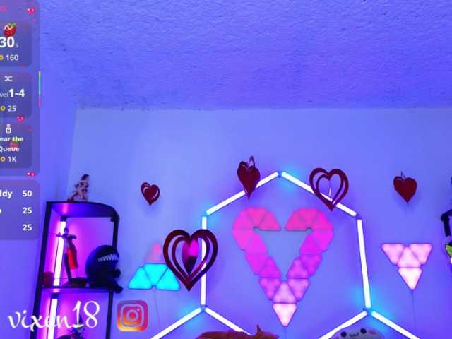littlevixen live cam on BongaCams