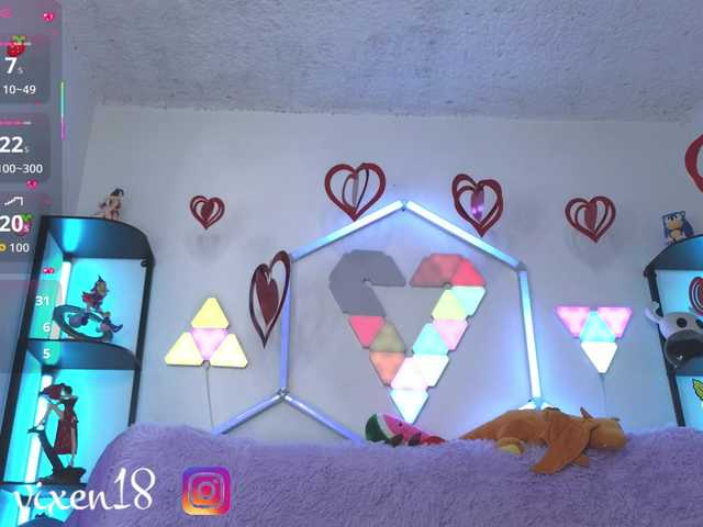 littlevixen live cam on BongaCams