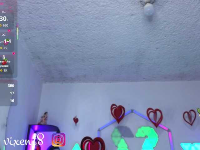 littlevixen live cam on BongaCams