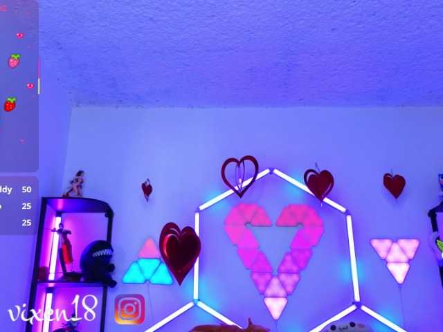 littlevixen live cam on BongaCams