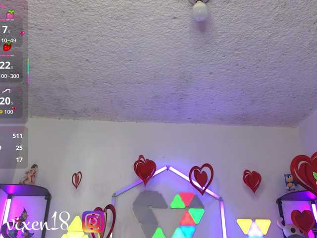 littlevixen live cam on BongaCams