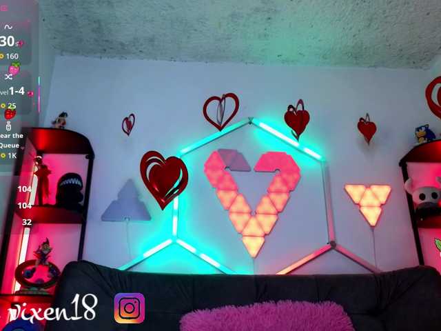 littlevixen live cam on BongaCams