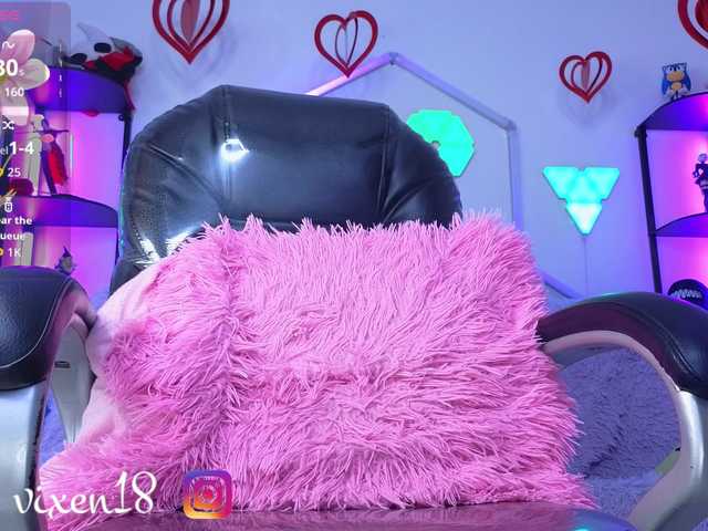 littlevixen live cam on BongaCams