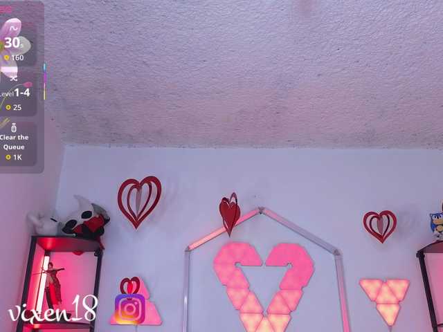 littlevixen live cam on BongaCams