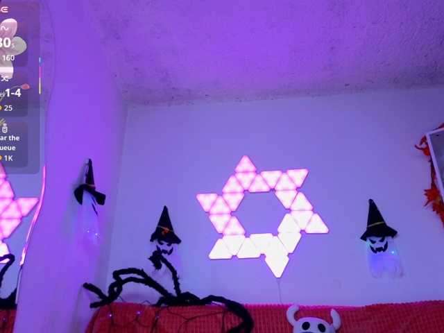 littlevixen live cam on BongaCams