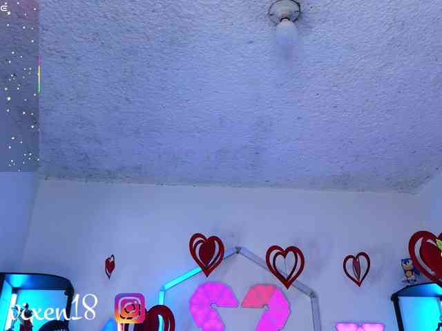 littlevixen webcam