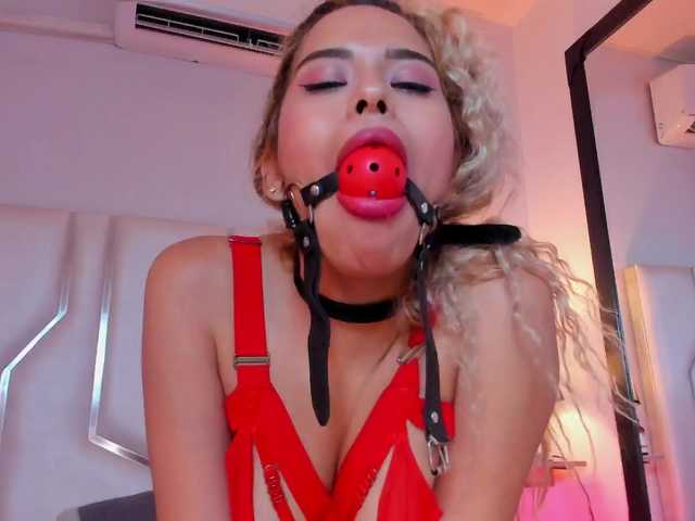 Giorgiina live cam on BongaCams
