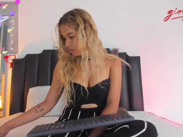 Giorgiina live cam on BongaCams