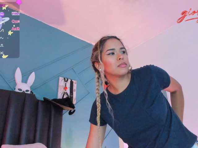 Giorgiina live cam on BongaCams