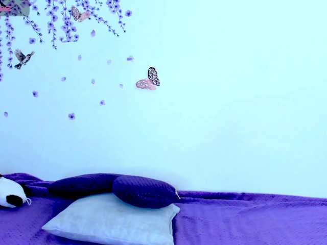 emilyrouss live cam on BongaCams