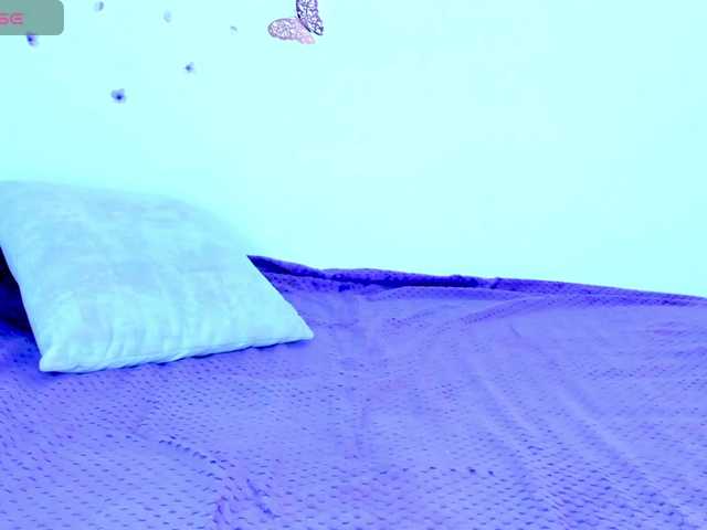 emilyrouss live cam on BongaCams