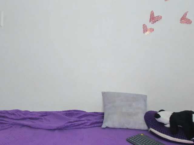 emilyrouss live cam on BongaCams