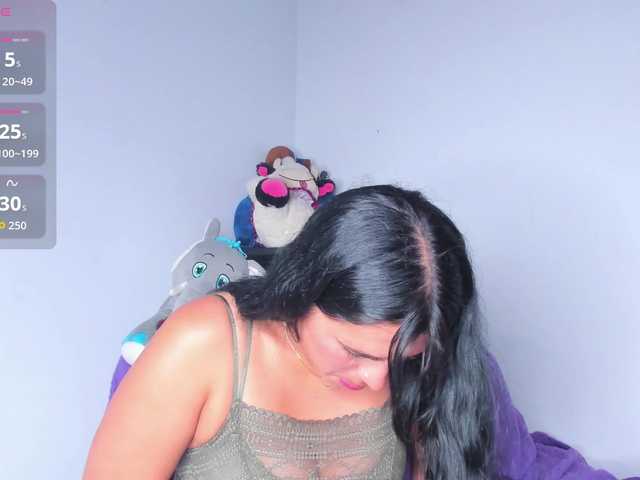 emilyrouss live cam preview