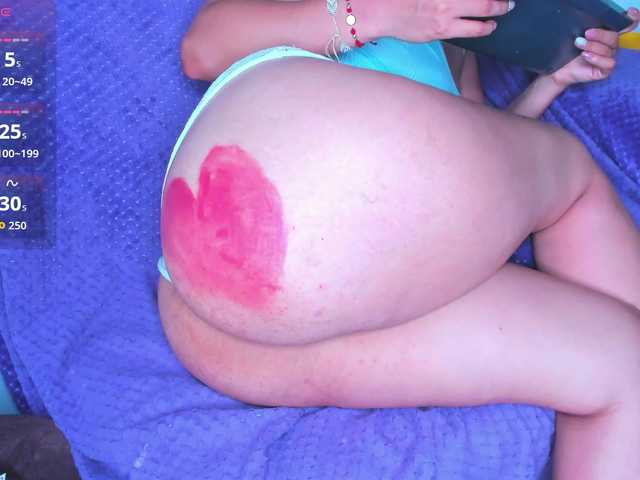emilyrouss live cam on BongaCams