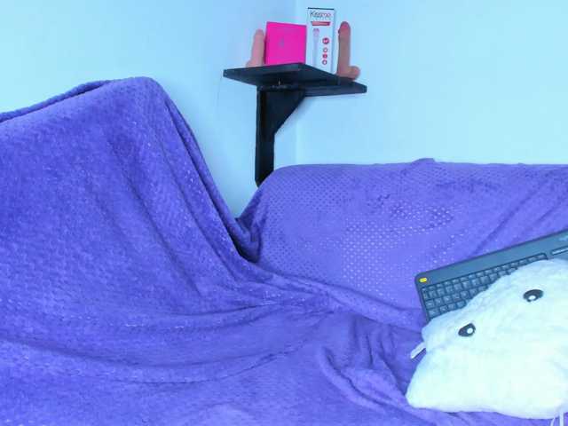 emilyrouss live cam on BongaCams